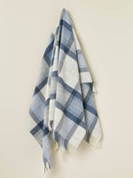 Skye Pure Wool Throw: Green