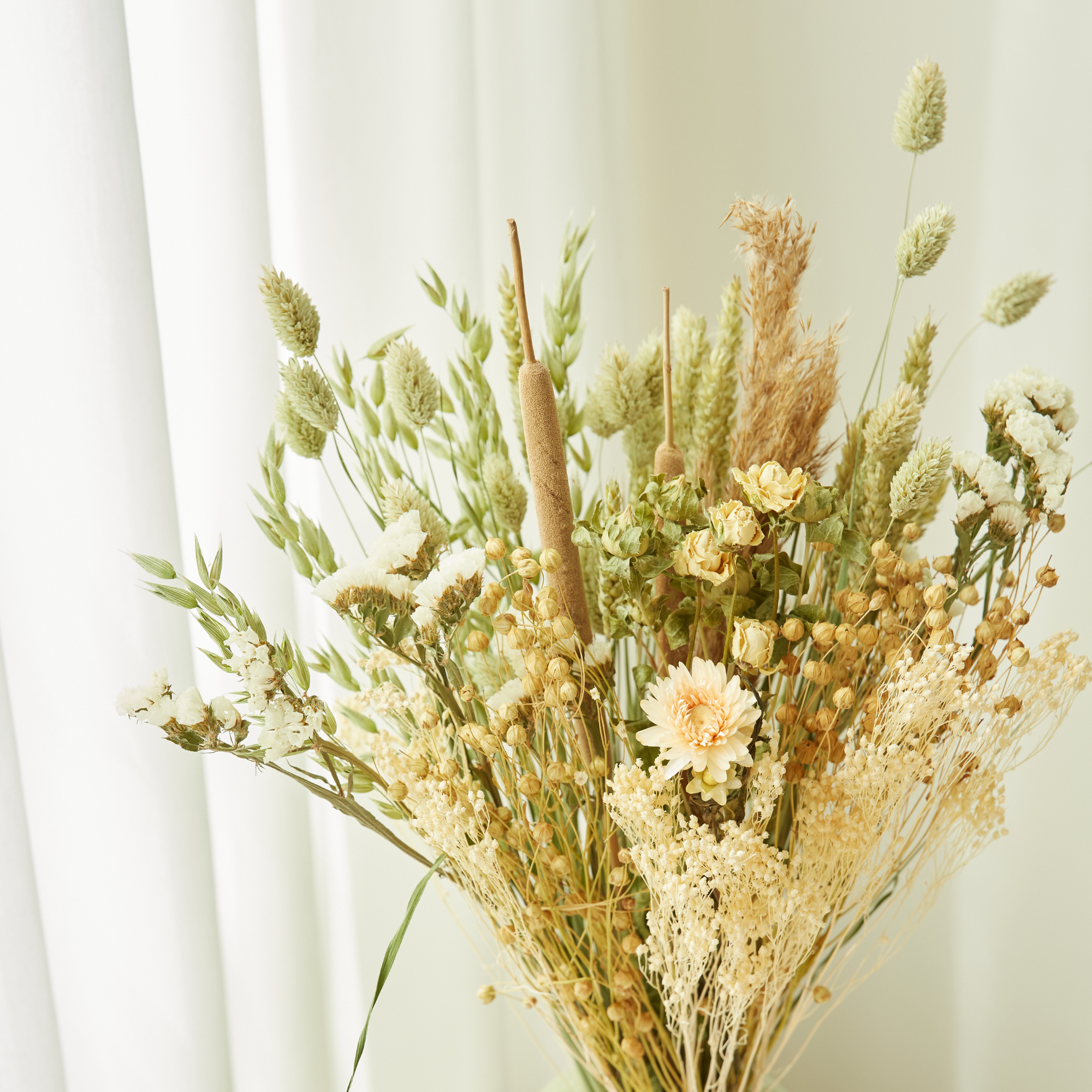 Dried Flowers - Field Bouquet - Natural: Medium