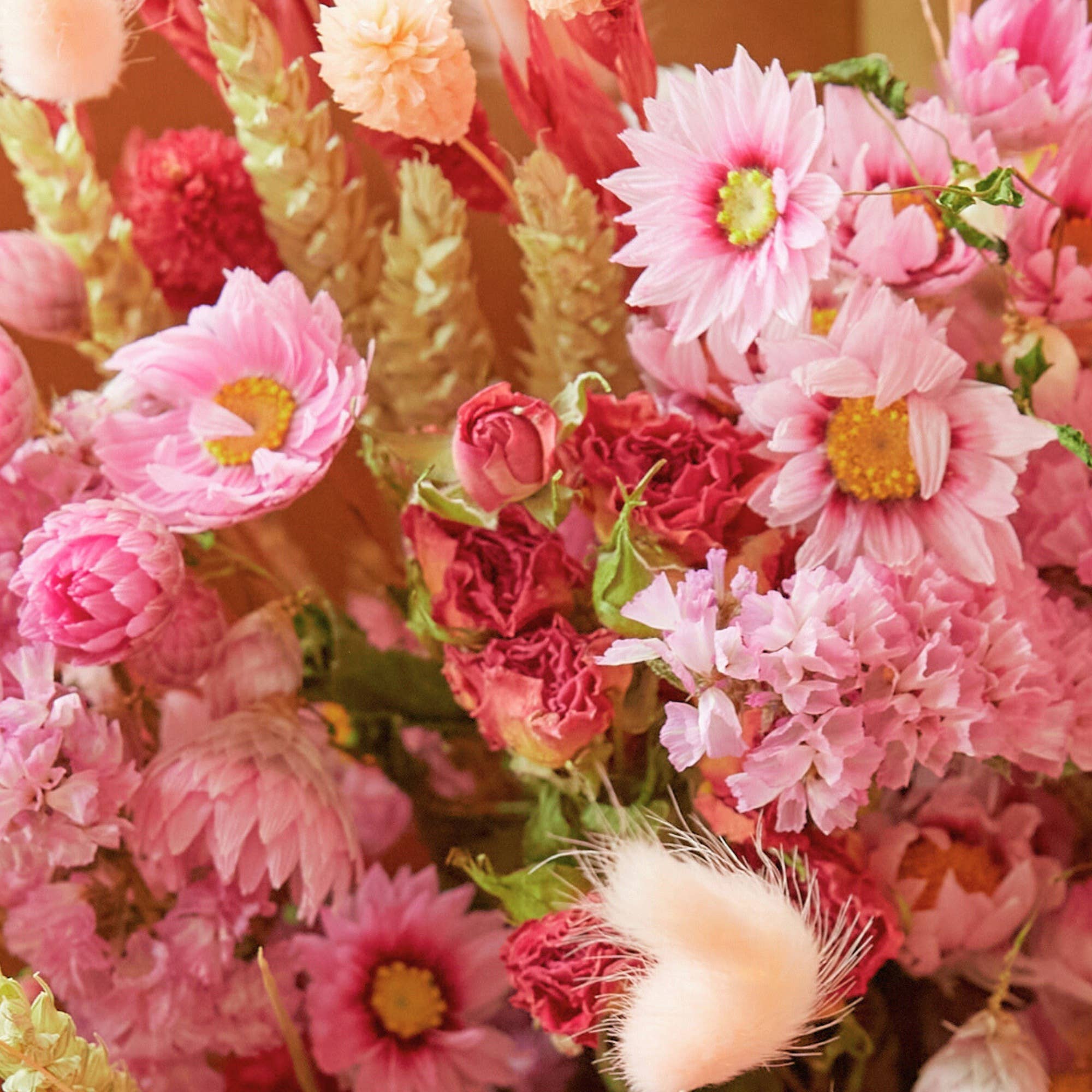 Dried Flowers - Classic Mother's Day Bouquet - Sweet Embrace