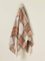 Skye Pure Wool Throw: Green