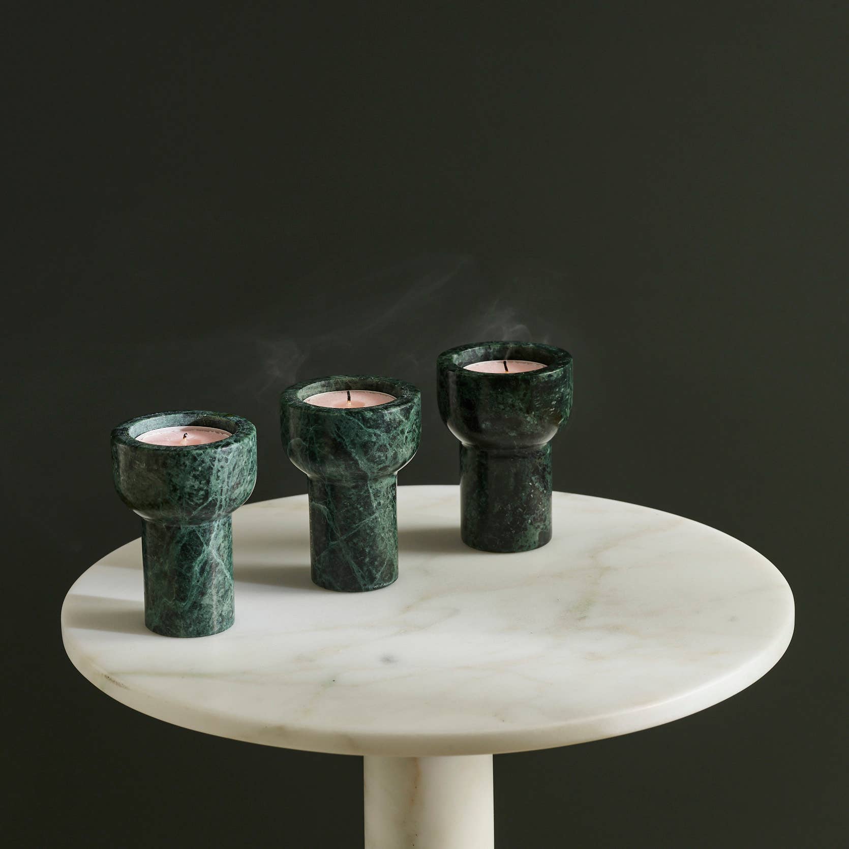 Como Tealight and Taper Candle Holder: Forest Green